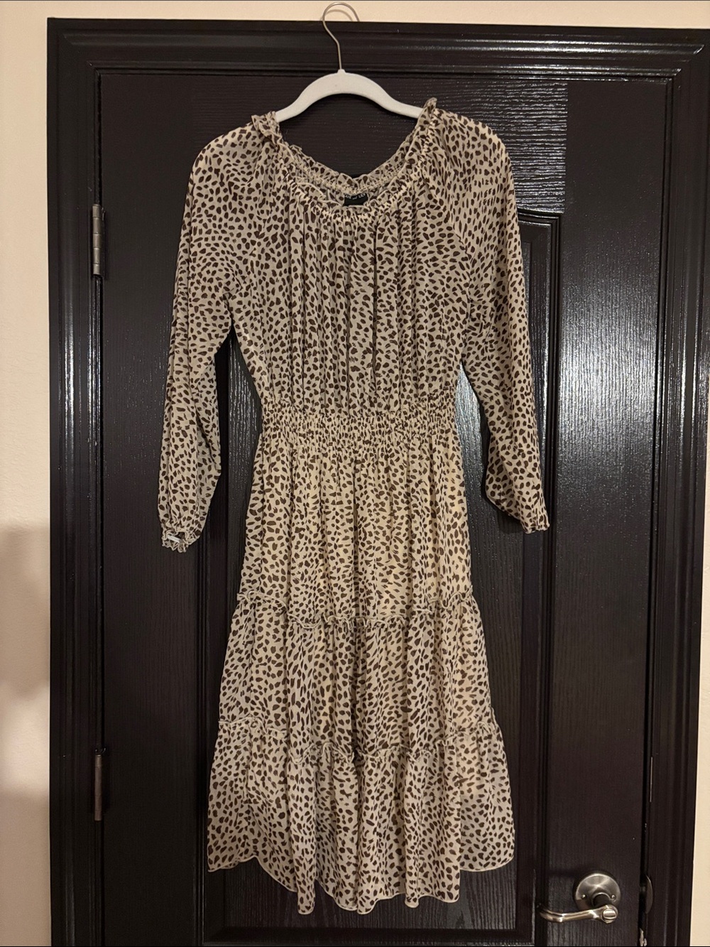 Women's Beige Printed Tiered Midi Dress